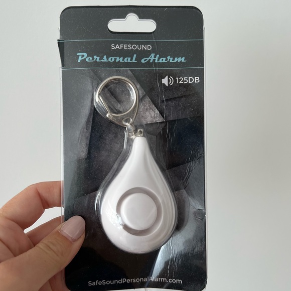 Personal Alarm / Self Defense - Picture 1 of 3